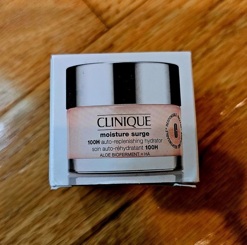 Clinique ondata umidità - di,